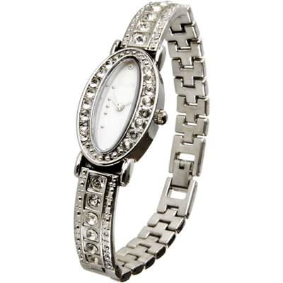 Craftspeople skilled in cleaning diamond sliver wrists